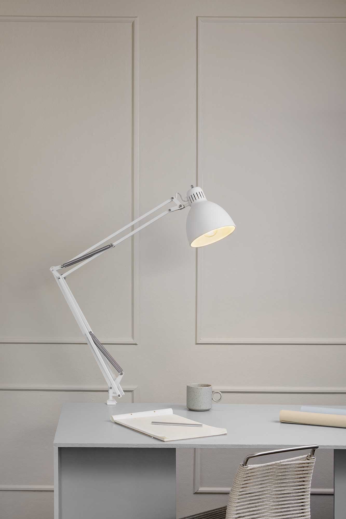 9130682 ARCHI T2 BORDLAMPE MAT HVID 2