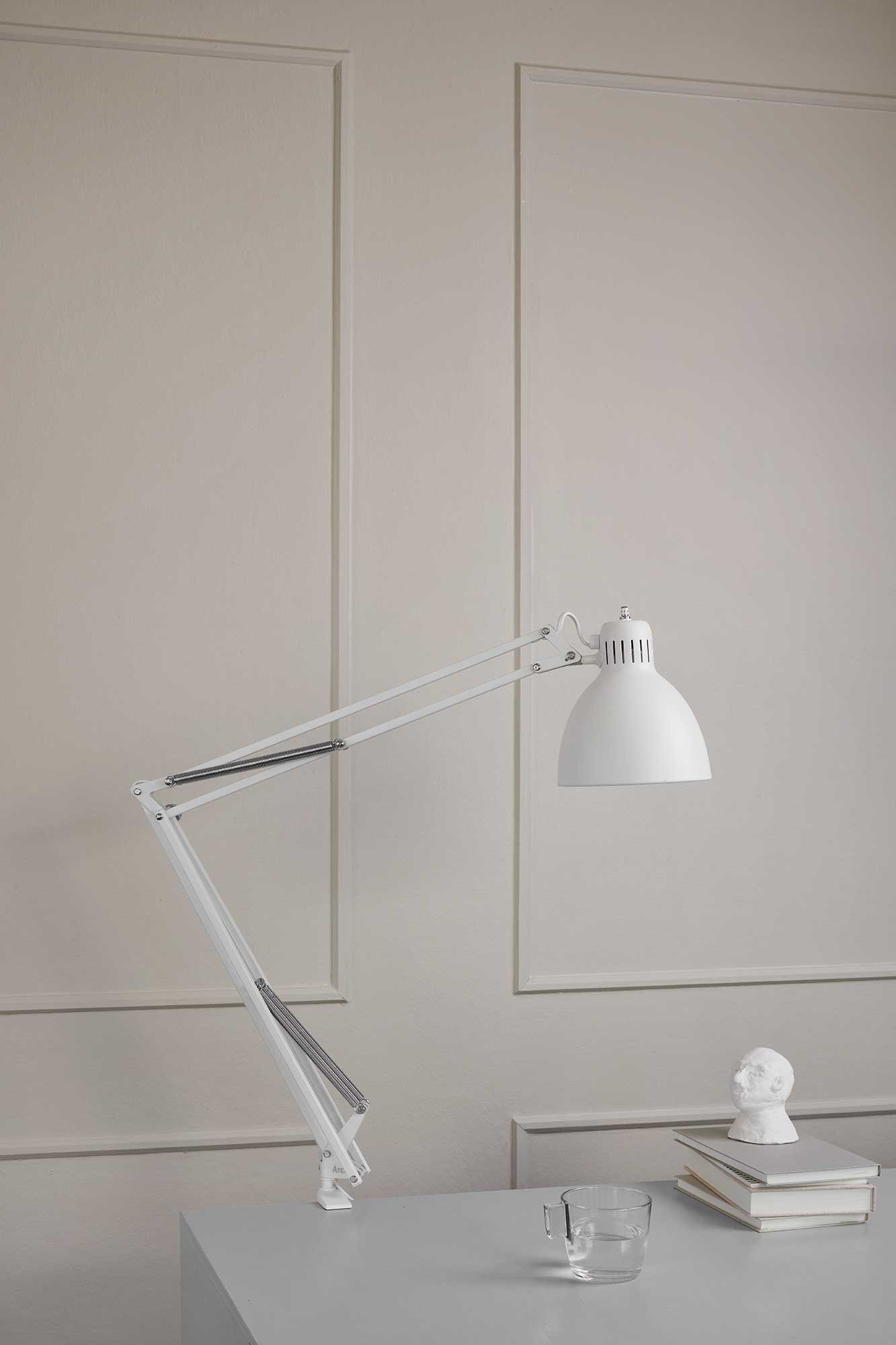 9130682 ARCHI T2 BORDLAMPE MAT HVID 3