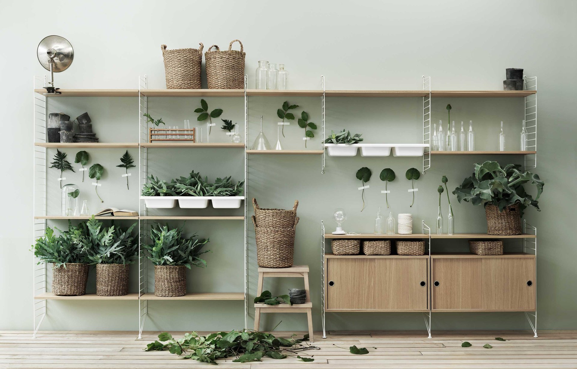 9130986 STRING SKAB MED SKYDEDØRE 2
