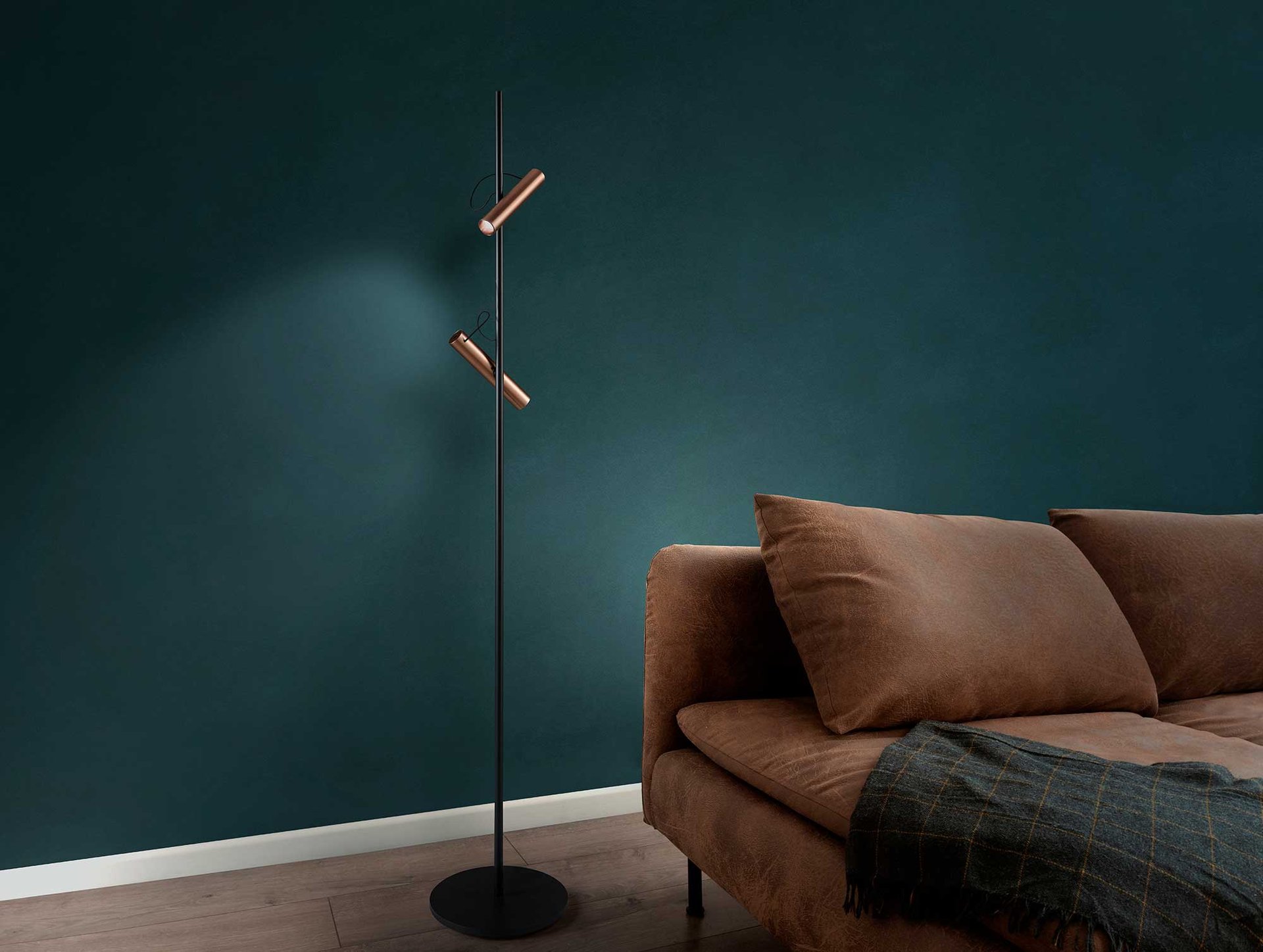 9137565 SPIRIT F1 GULVLAMPE 4