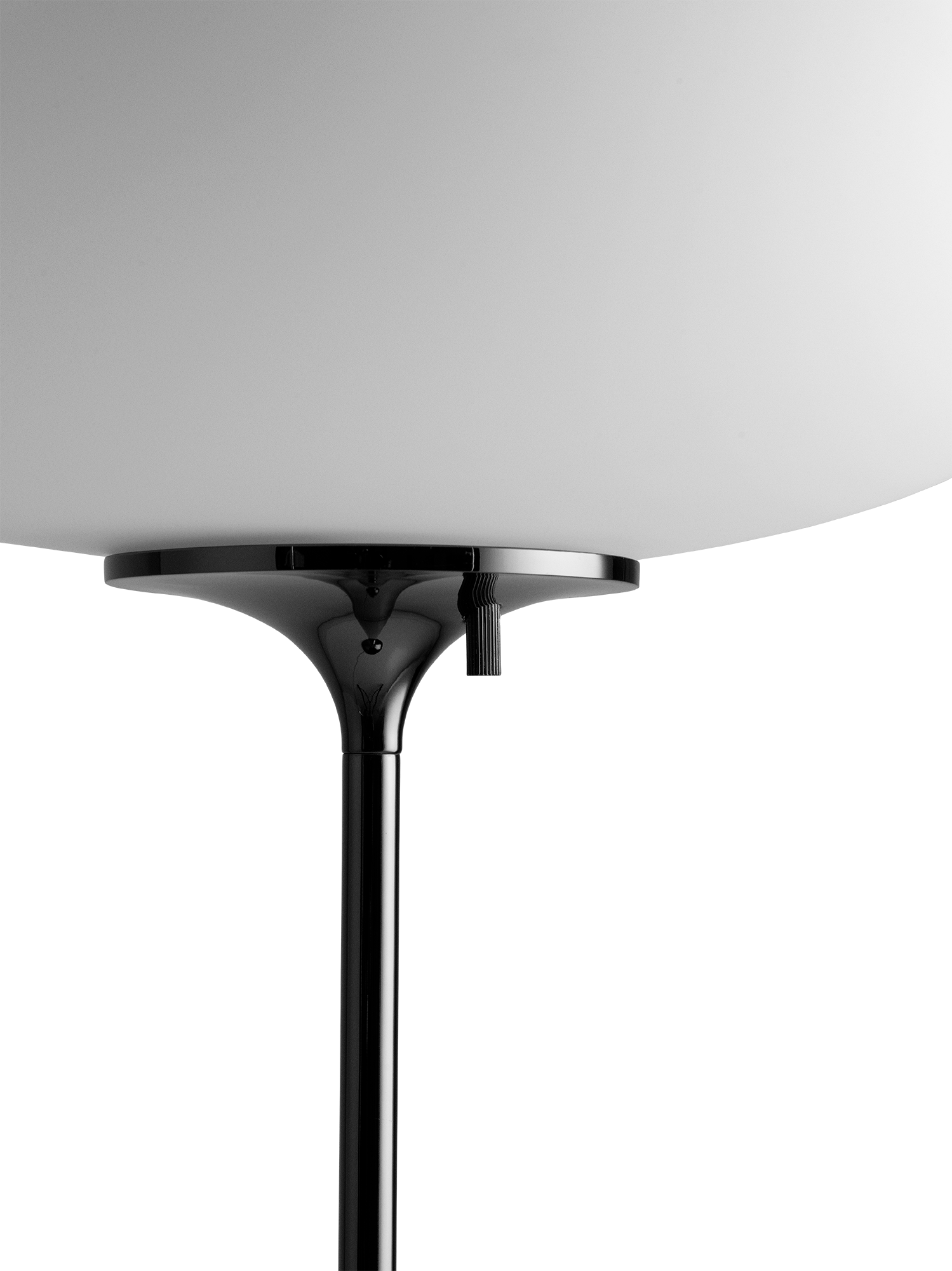 9138340 STEMLITE GULVLAMPE SORT KROM 3