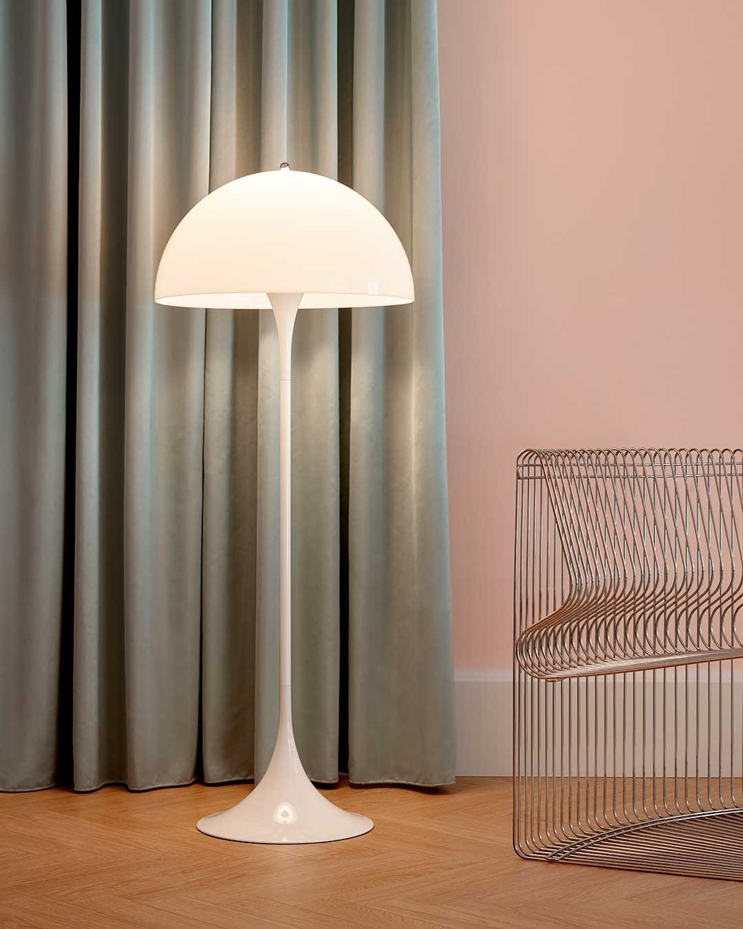 9139373 PANTHELLA GULVLAMPE 53W E27 4