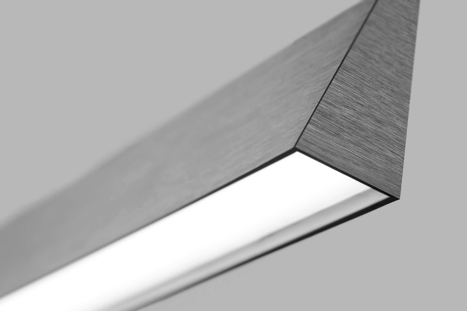 9140999 EDGE LINEAR S1500 PENDEL 3