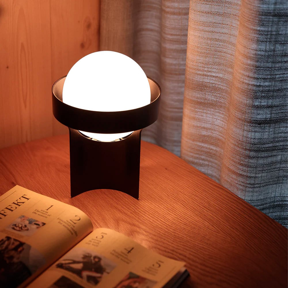 9144375 TALA LARGE LOOP BORDLAMPE1