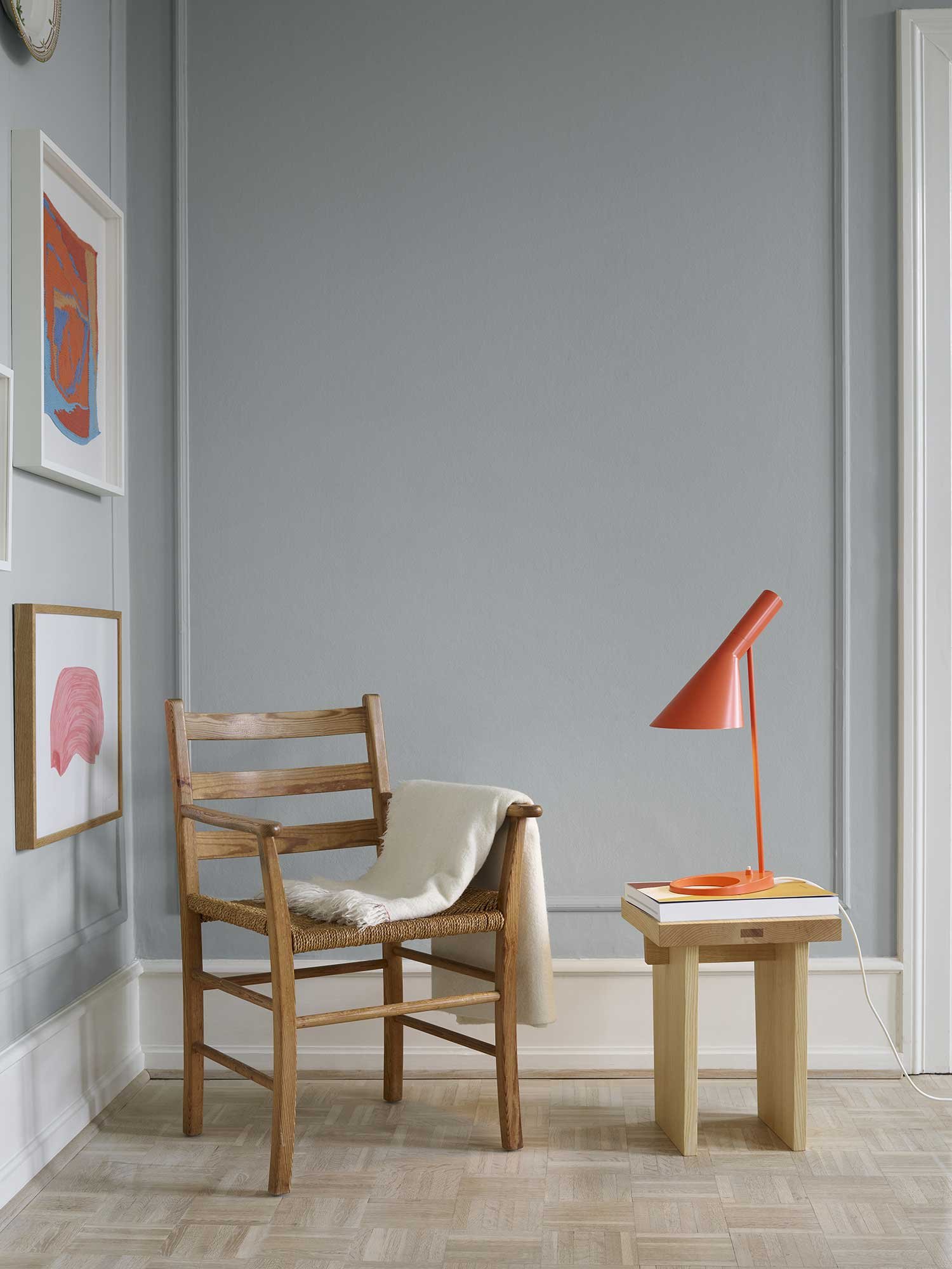 9144722 AJ BORDLAMPE 20W E27 3