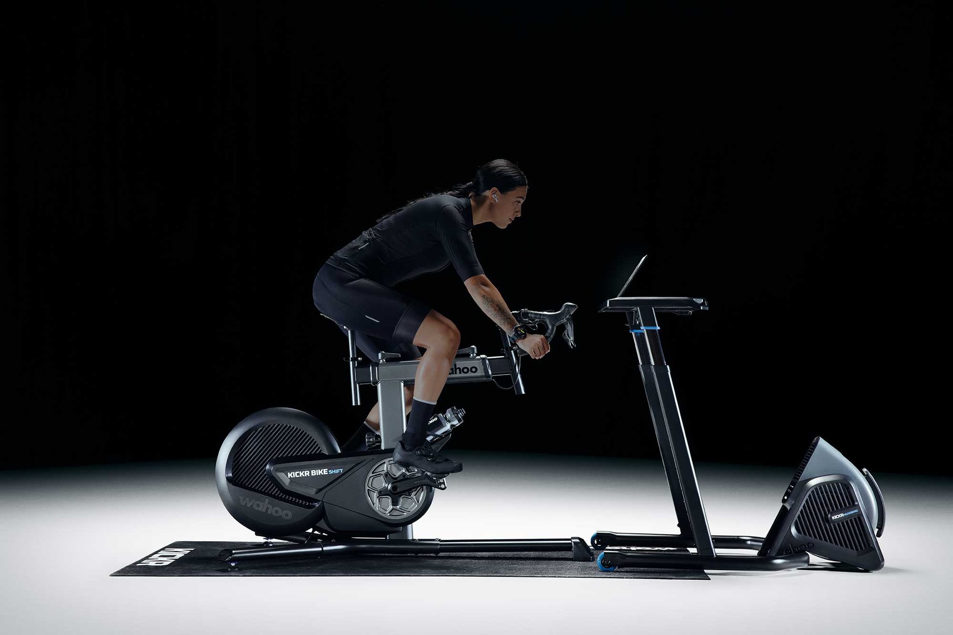 9144824 WAHOO KICKR BIKE SHIFT 5