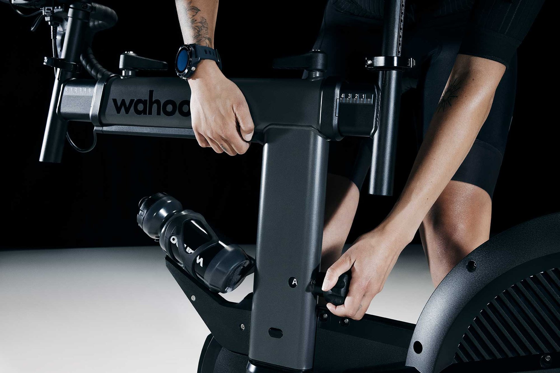 9144824 WAHOO KICKR BIKE SHIFT 7