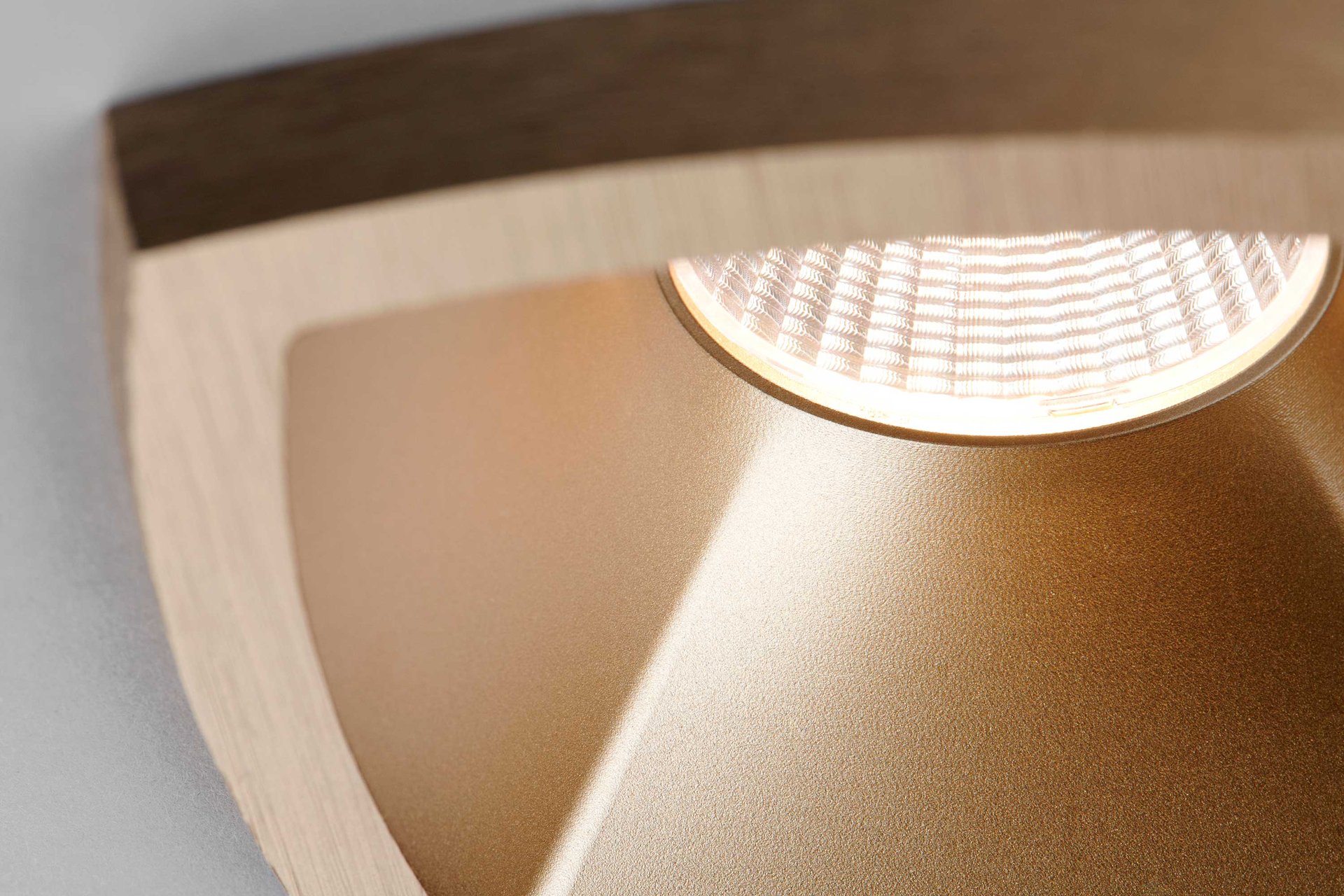 9145664 MIRAGE 1 Brass 4