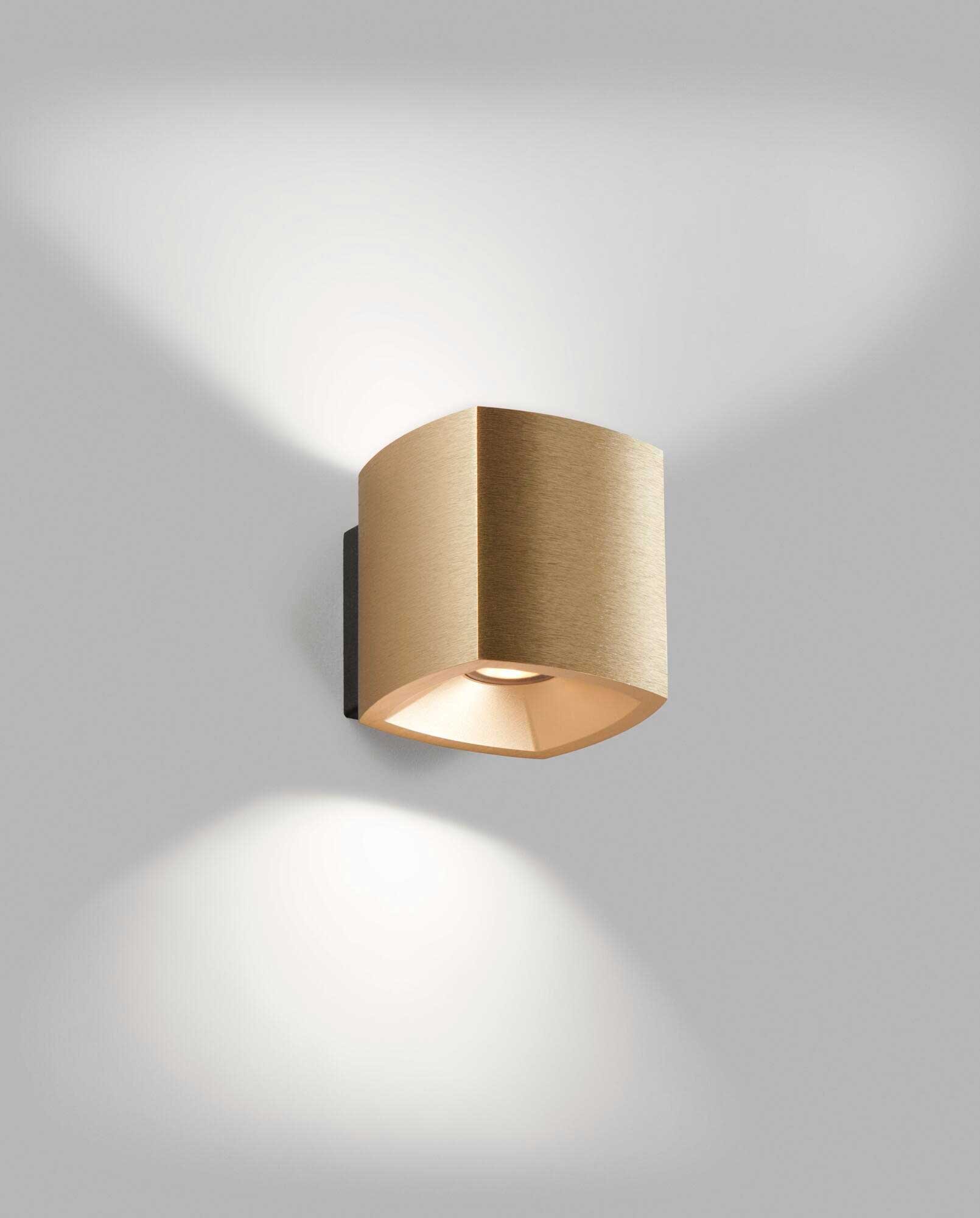 9145667 MIRAGE WALL 1 Brass 3
