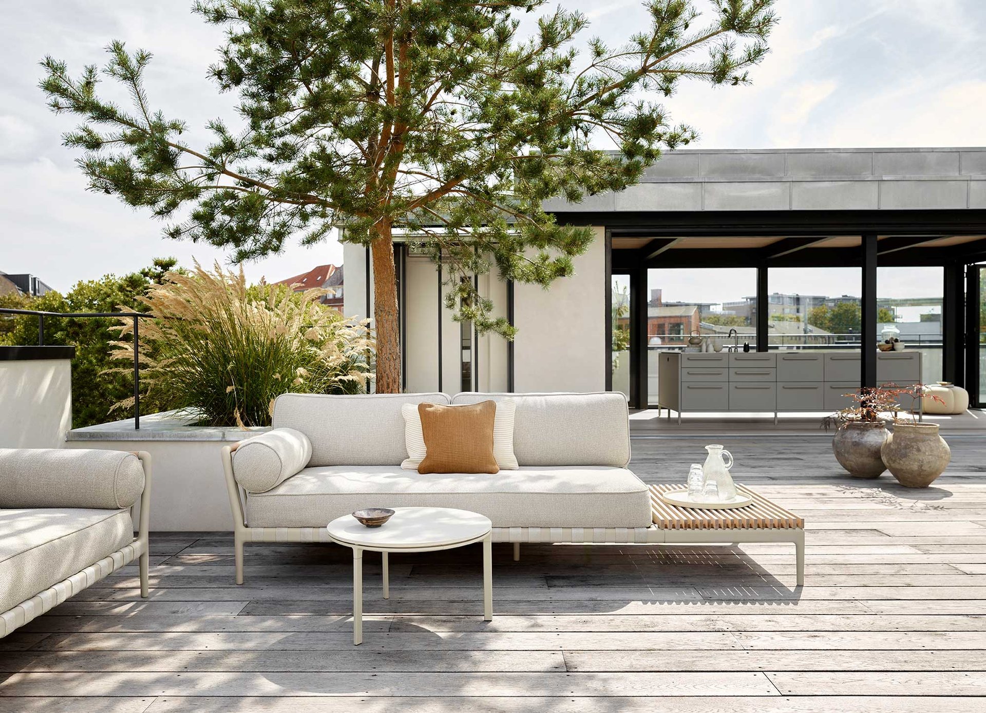 9146004 VIPP720 OPEN AIR HAVESOFA