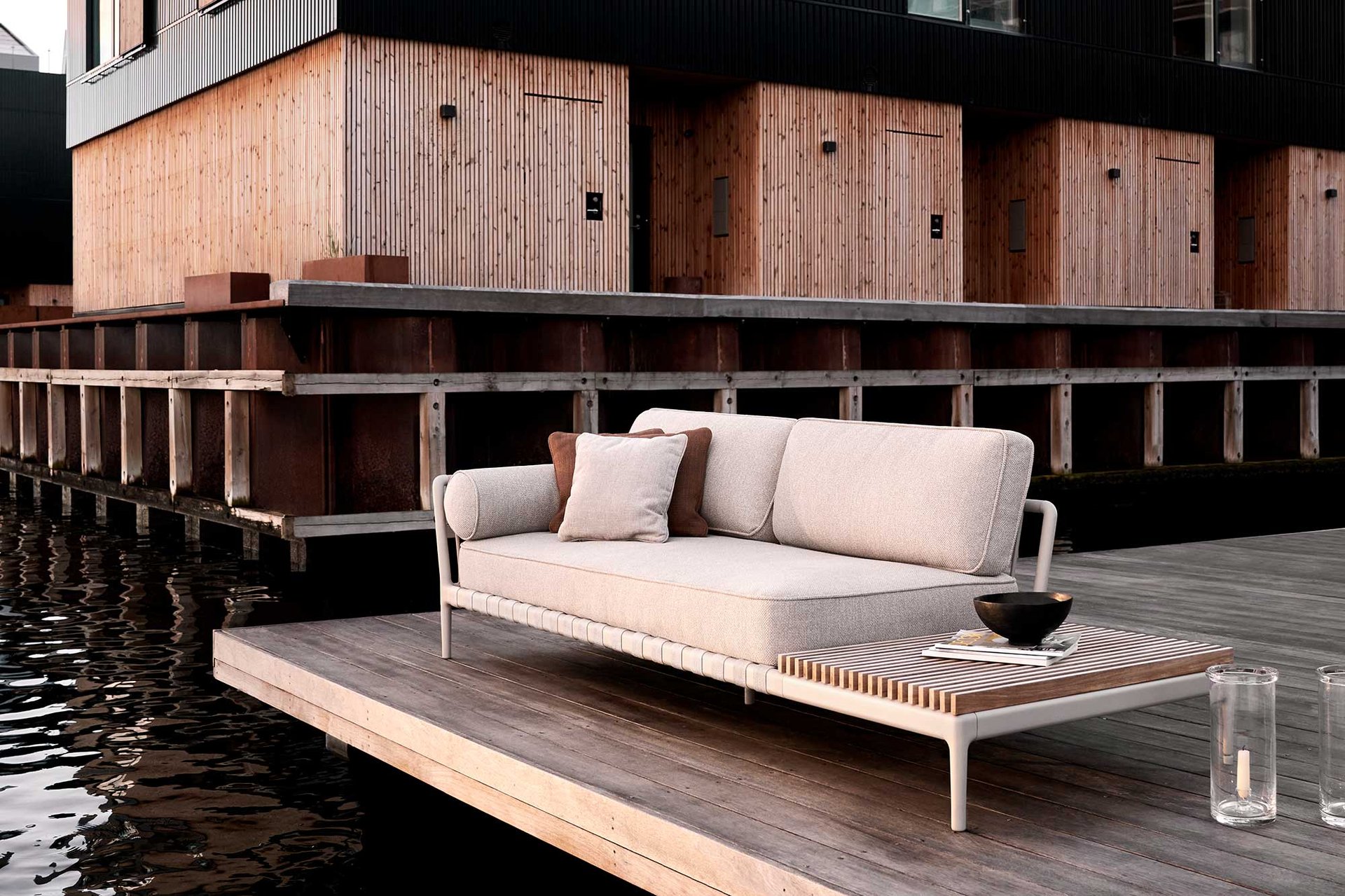 9146004 VIPP720 OPEN AIR HAVESOFA4