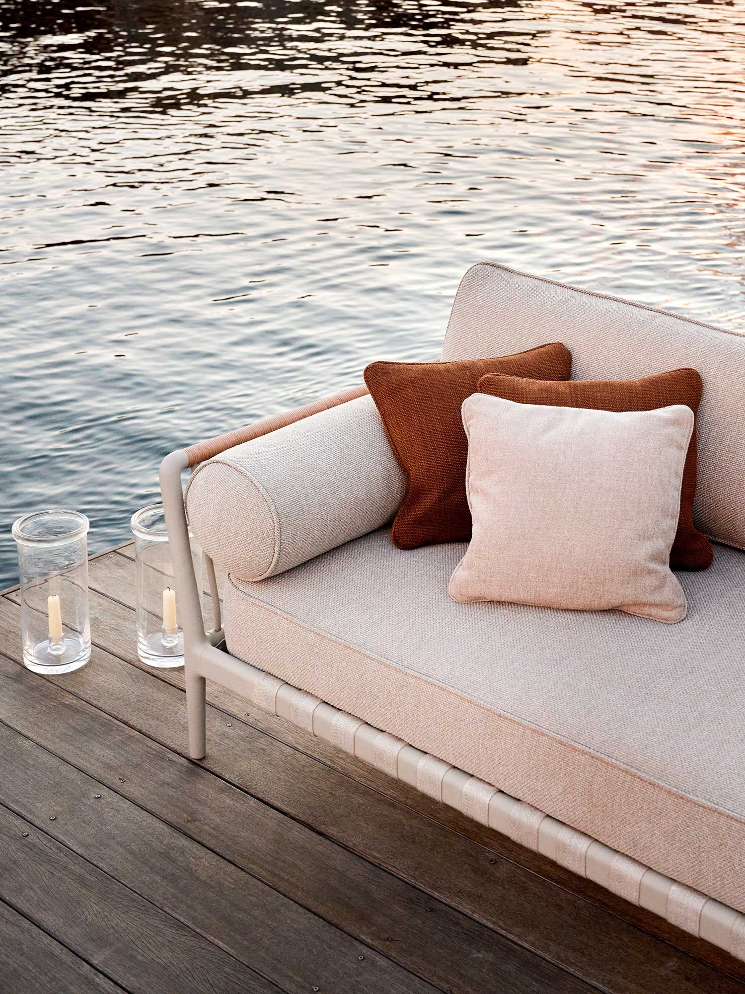 9146004 VIPP720 OPEN AIR HAVESOFA8