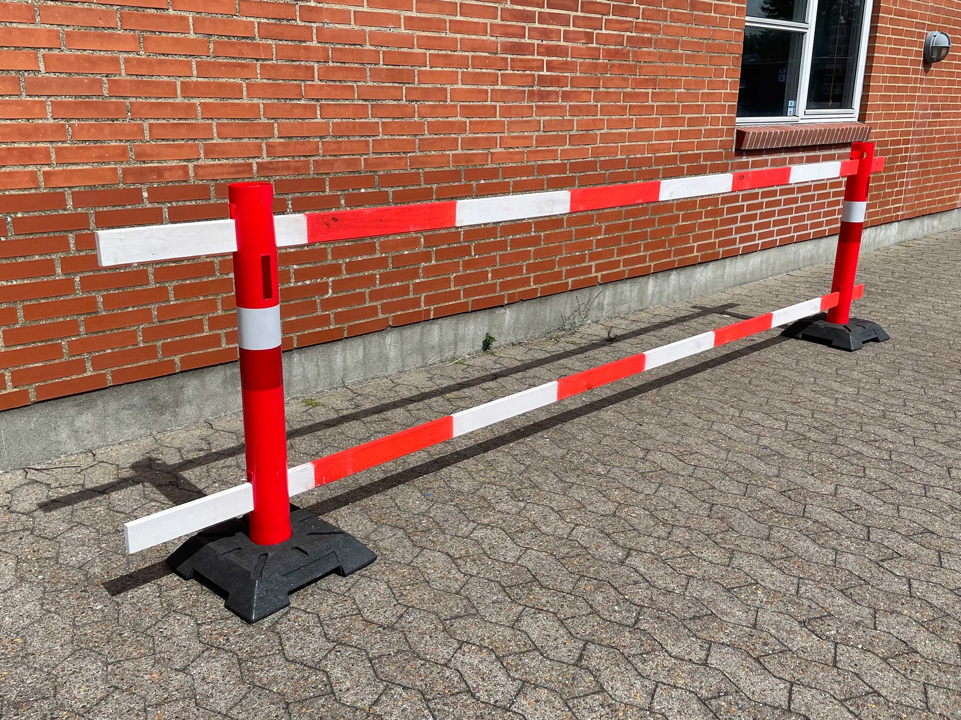 1255736 Afspærringsbom Rød&Hvid 4M 3