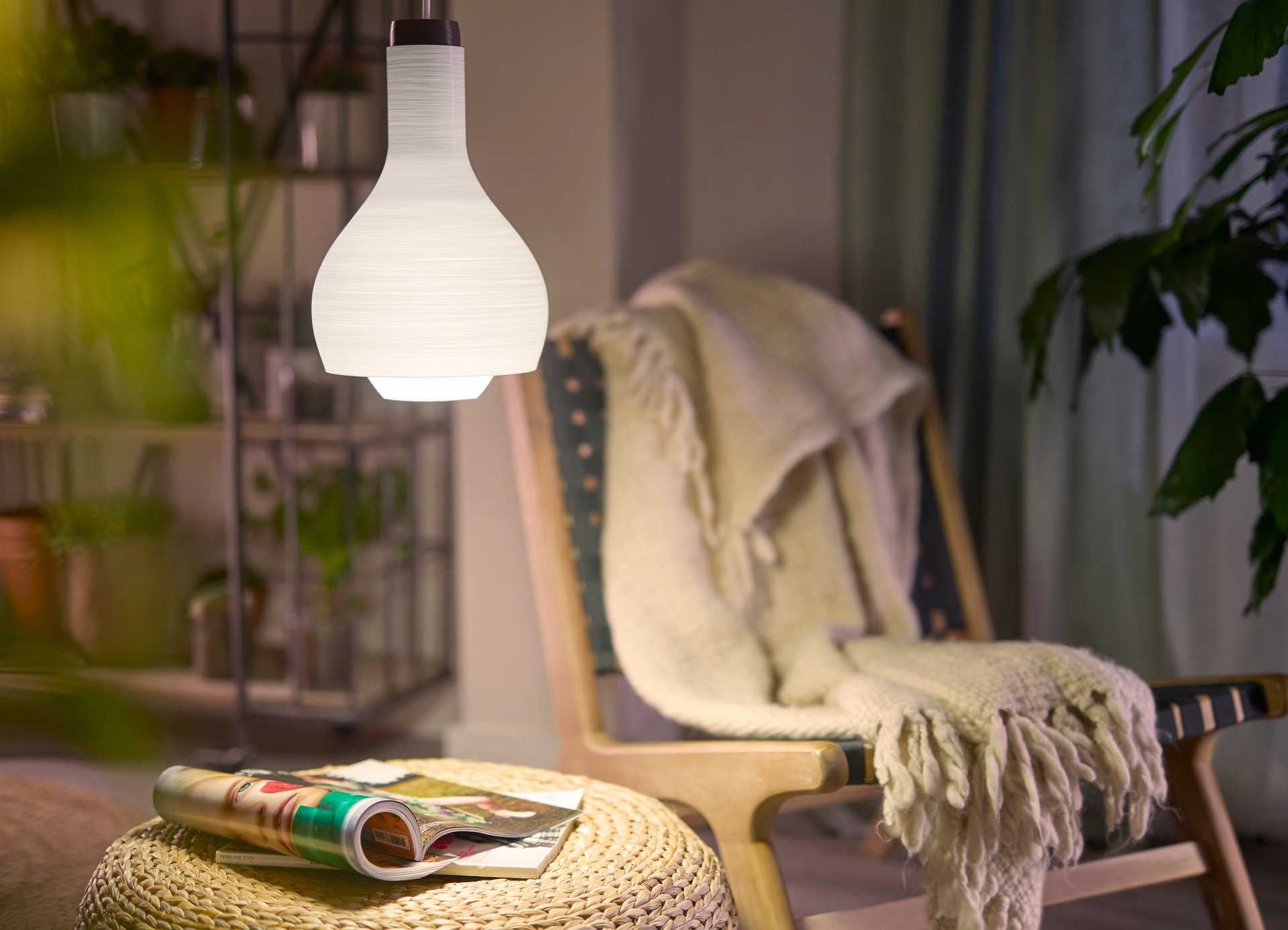 2377018 PHILIPS LED STANDARD PAERE 60W 3
