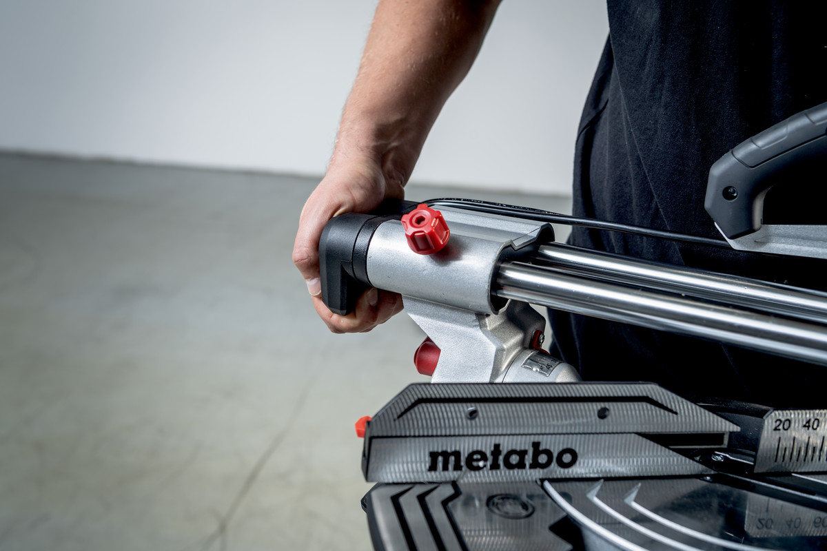 2368018 METABO 230V KAP GERINGSSAV KGS 216 M 7