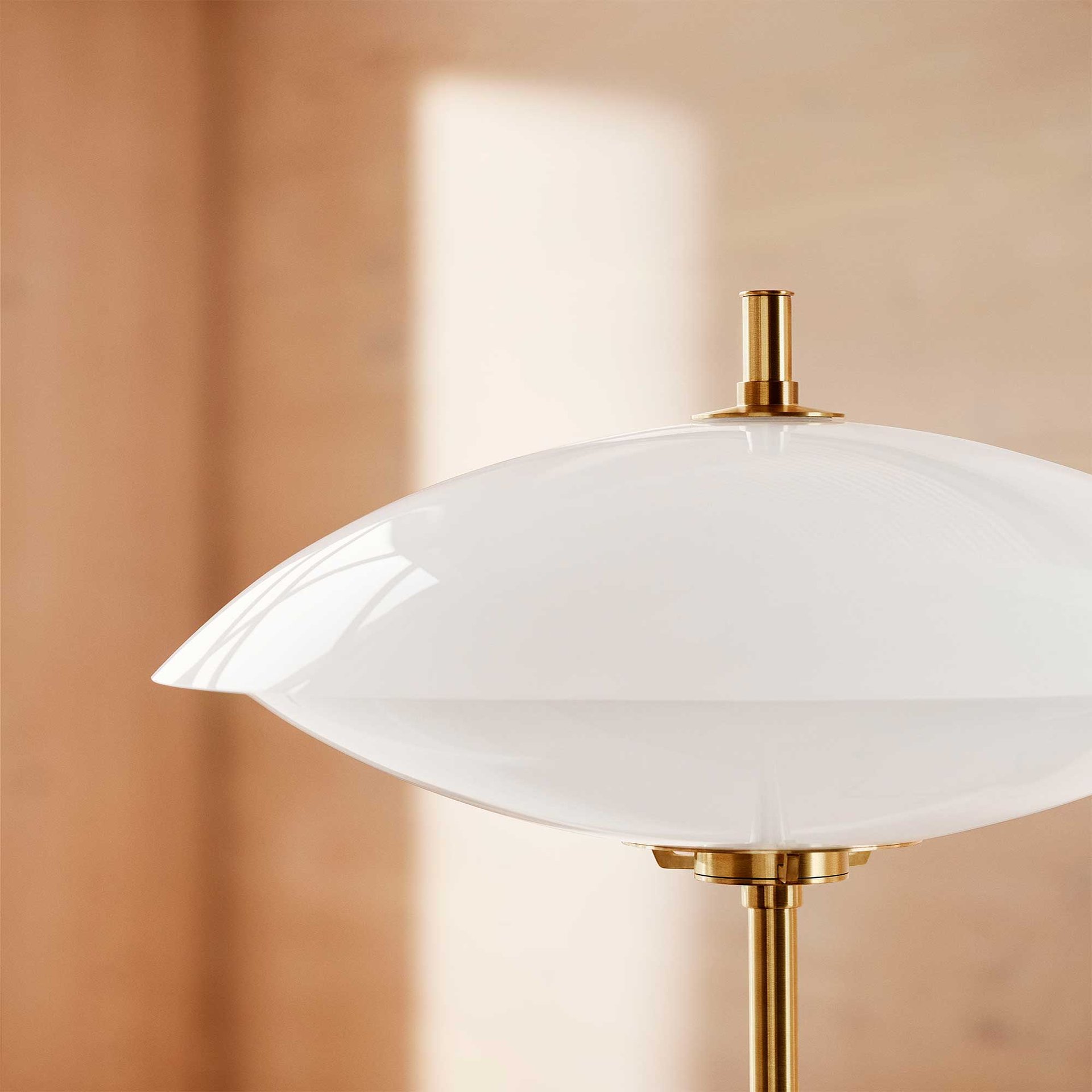9146511 FH MUSLING GULVLAMPE 3