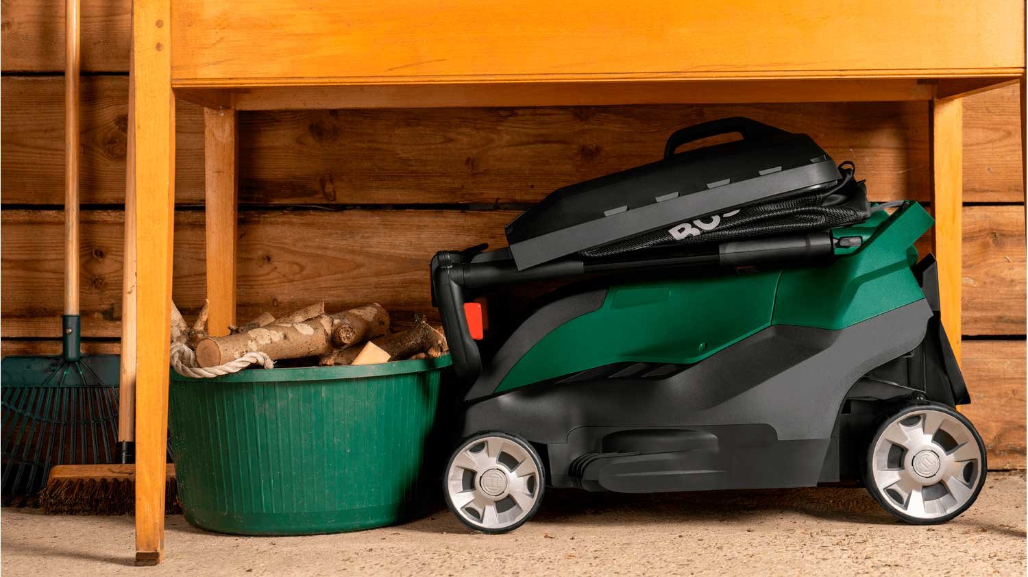 7443240 BOSCH EL PLÆNEKLIPPER ADVANCED ROTAK 6