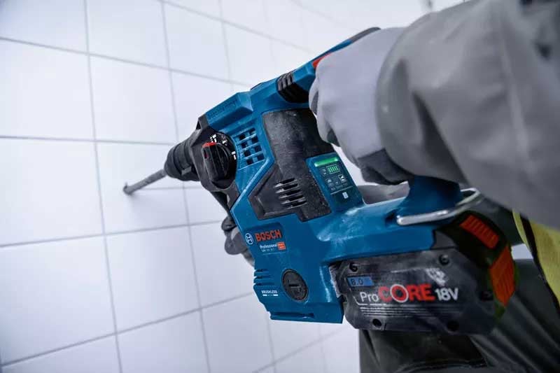 7442769 BOSCH 18V BOREHAMMER 4