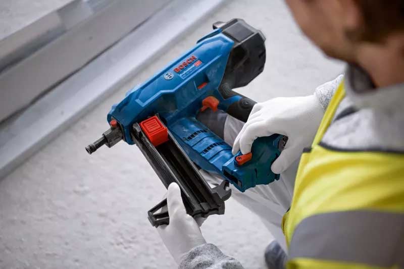 7442852 BOSCH 18V BETONSØMPISTOL 3