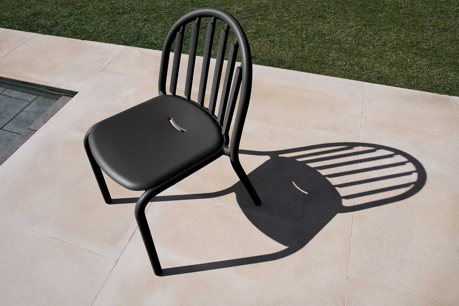 9146584 FATBOY FRED's CHAIR 2