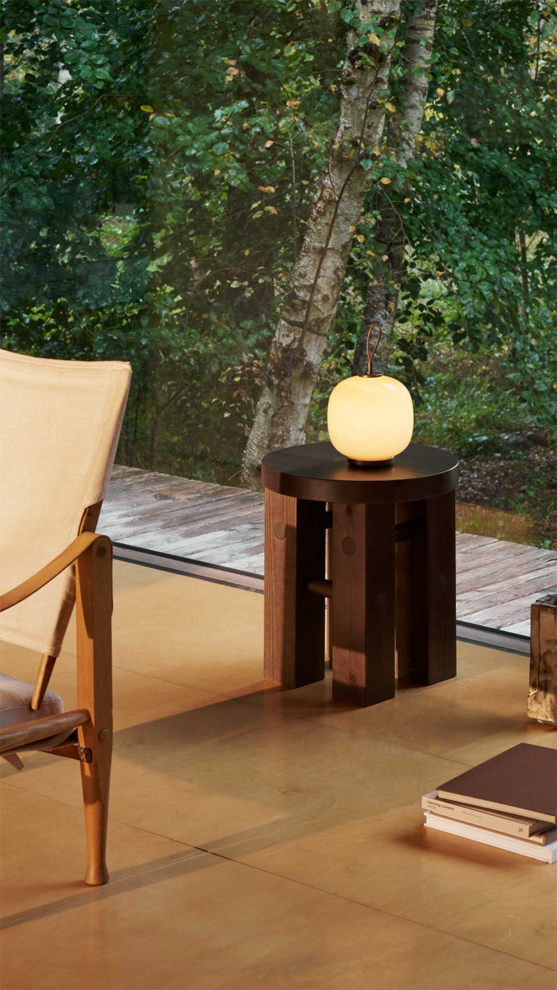 9146626 VL45 RADIOHUS PORTABLE LAMPE MESSINGGLOSSY WHITE OPAL GLASS 4