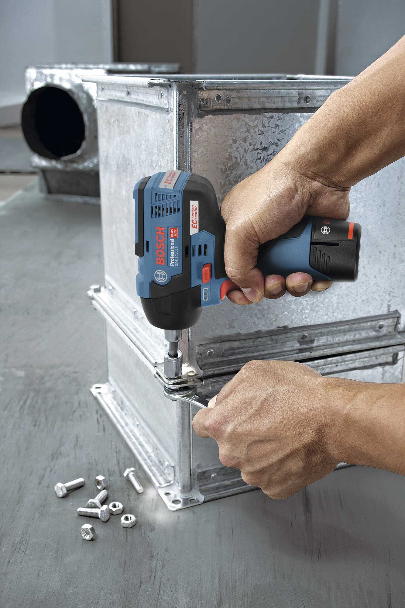 7436146 BOSCH 12V SLAGNØGLE 1