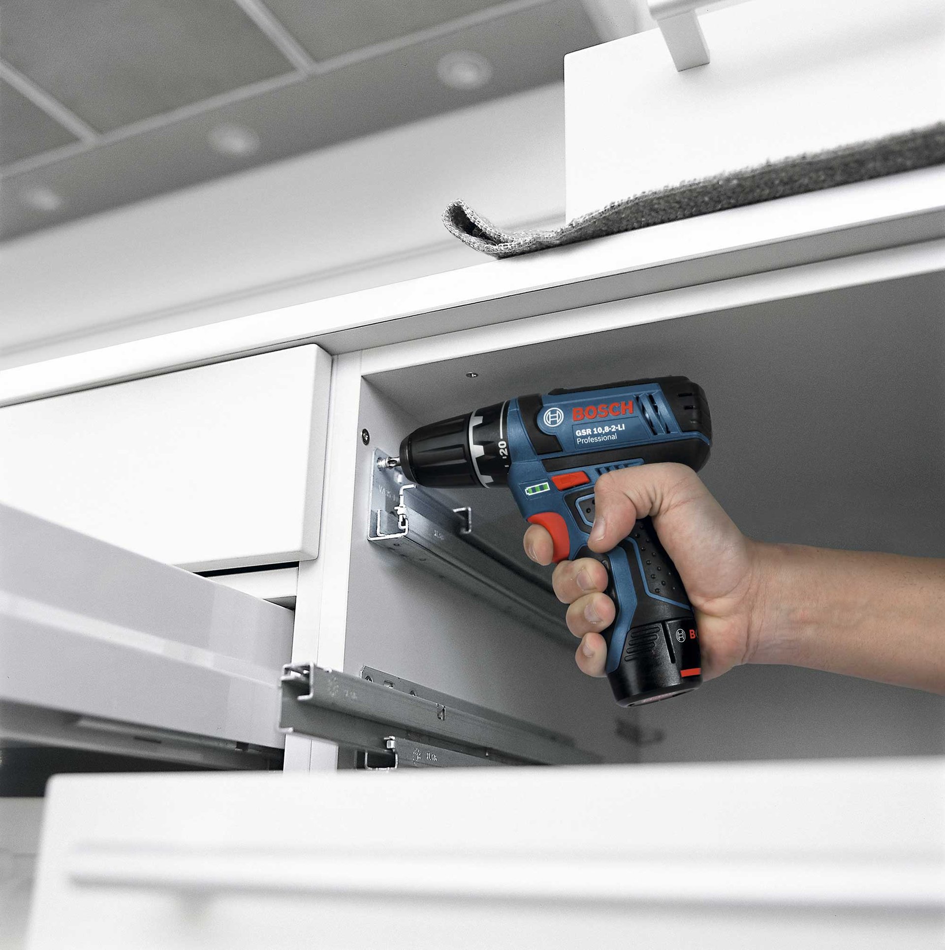 7440835 BOSCH 12V SLAGBOREMASKINE 2