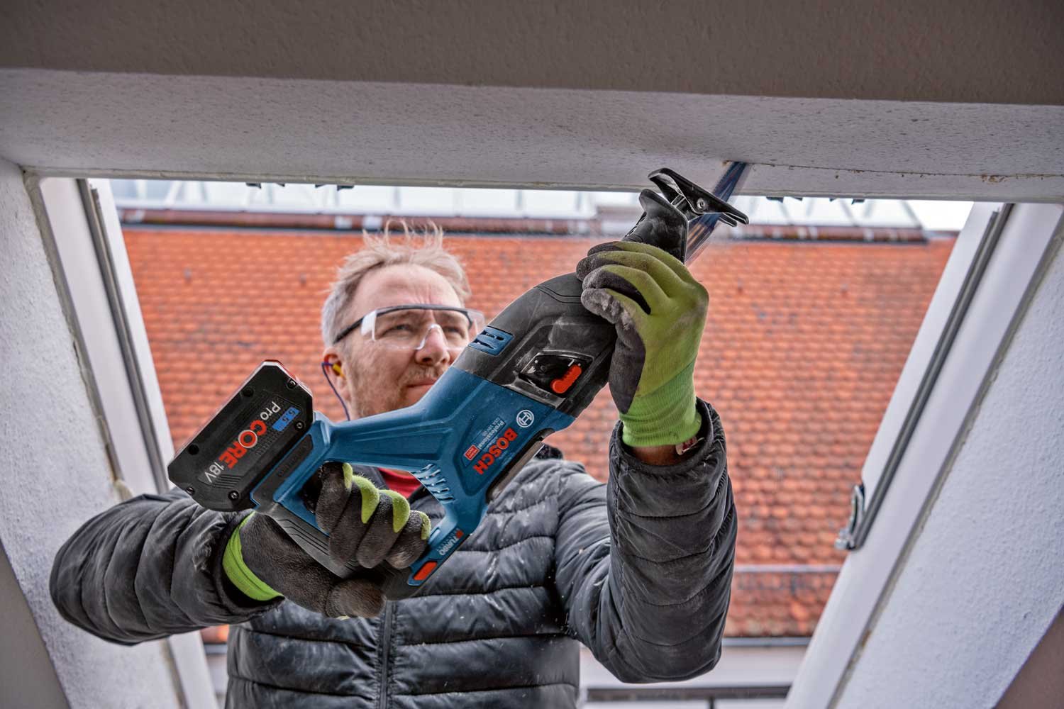 7442401 BOSCH 18V BAJONETSAV 2