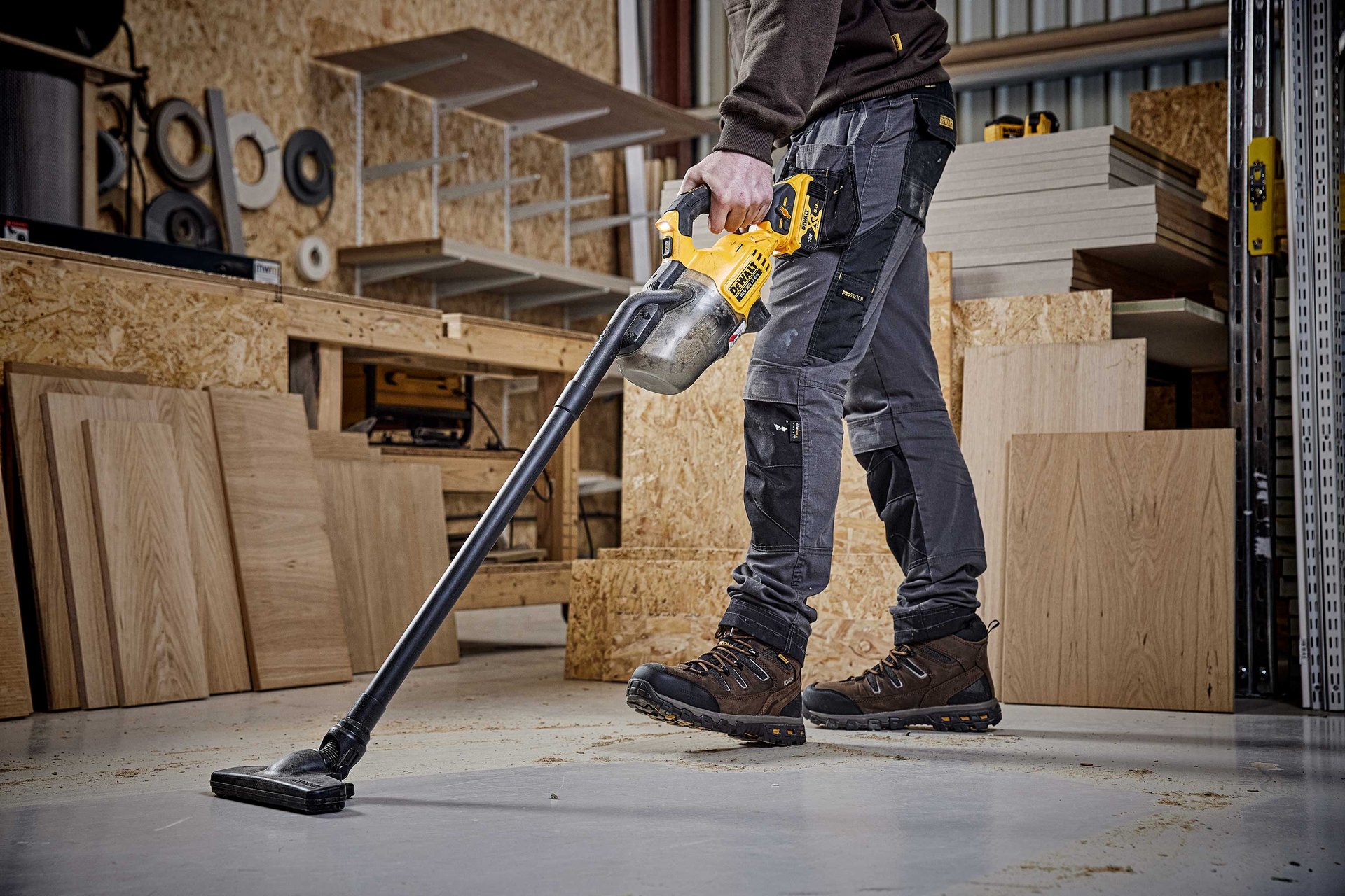 2273996 DEWALT 18V STØVSUGER DCV501LN XJ L KLASSE 5