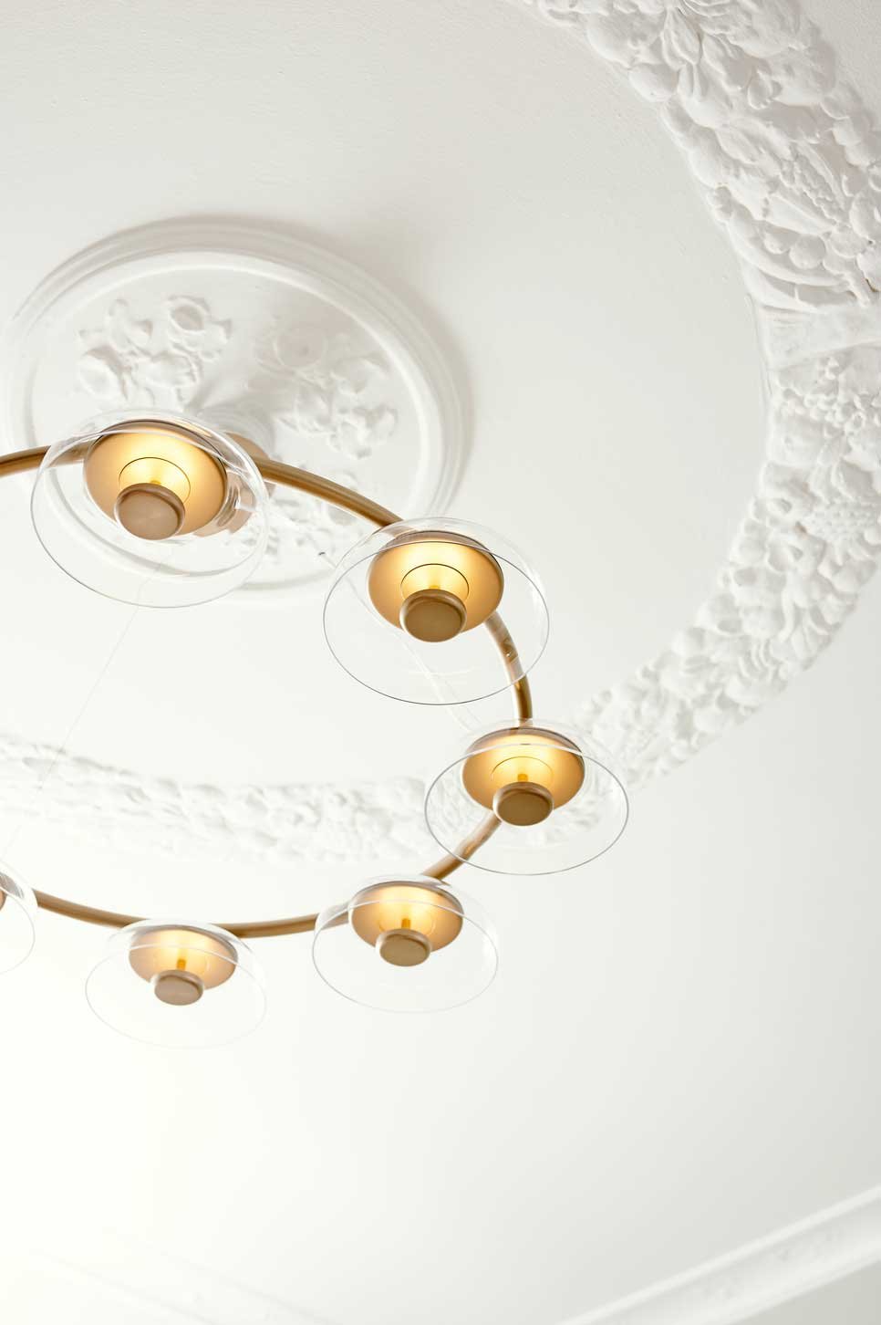 9146891 NUURA BLOSSI 8 LYSEKRONE NORDIC GOLD KLAR 3