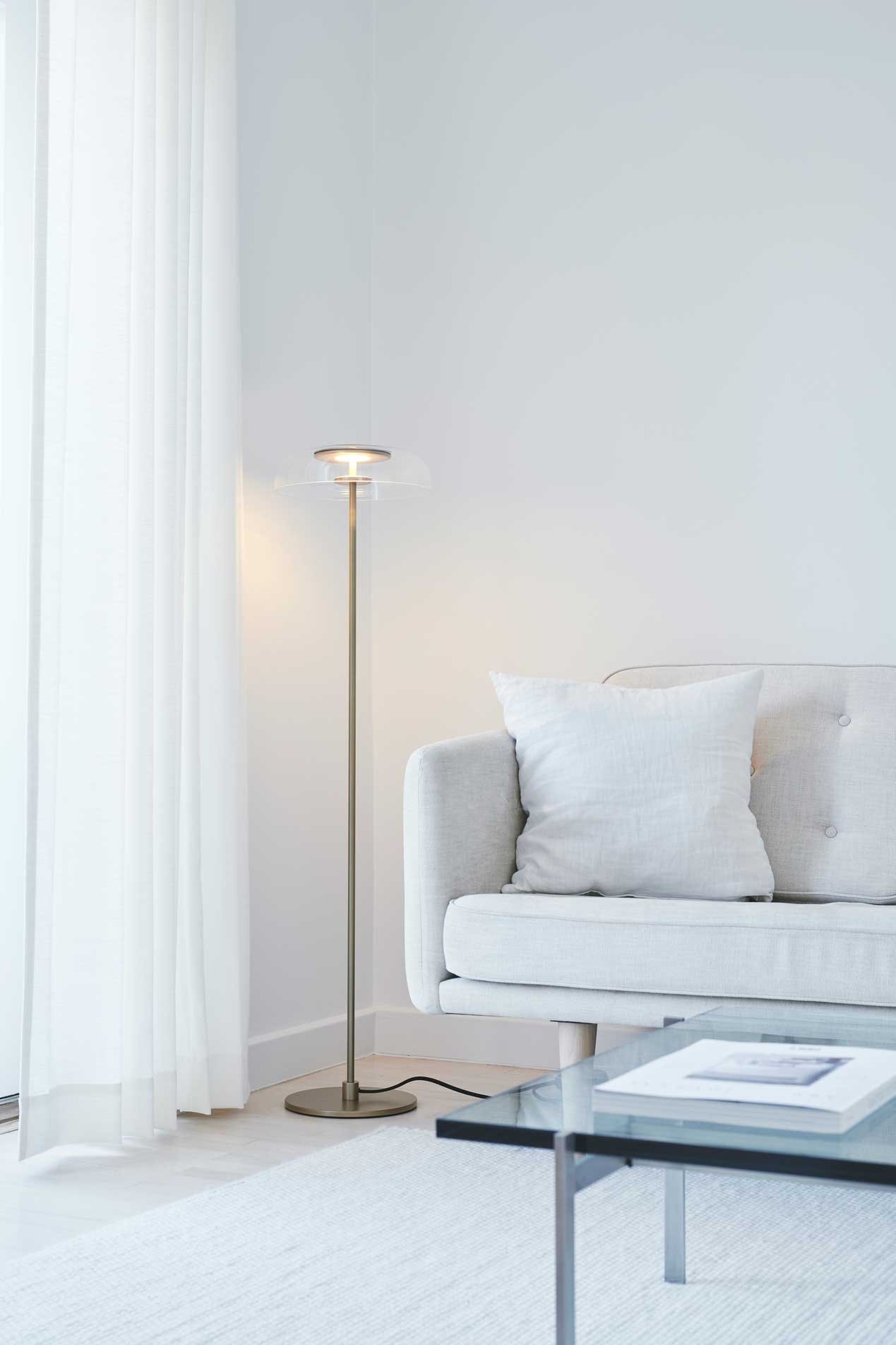 9146895 NUURA BLOSSI GULVLAMPE Ø29CM NORDIC GOLD KLAR 6