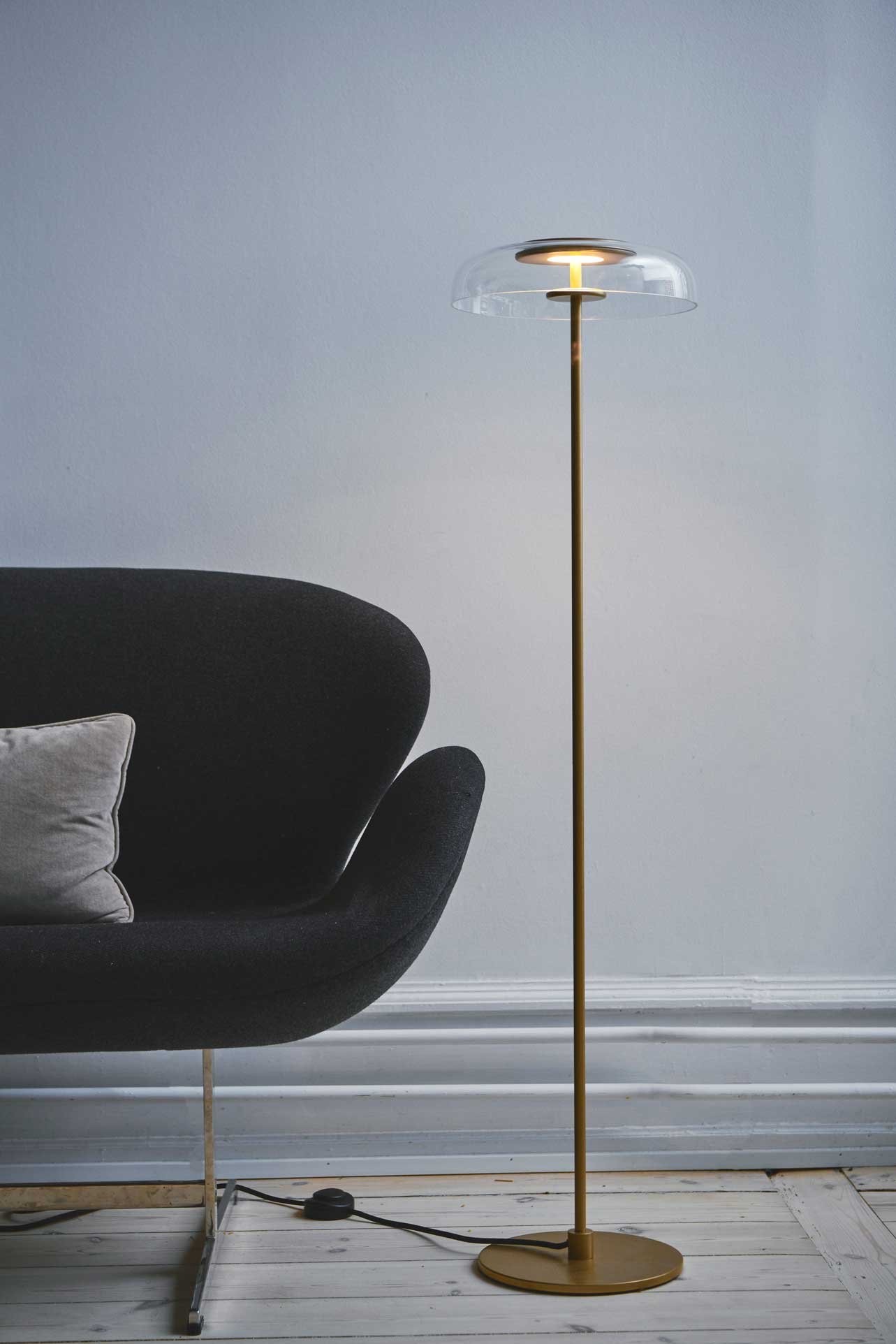 9146895 NUURA BLOSSI GULVLAMPE Ø29CM NORDIC GOLD KLAR 7