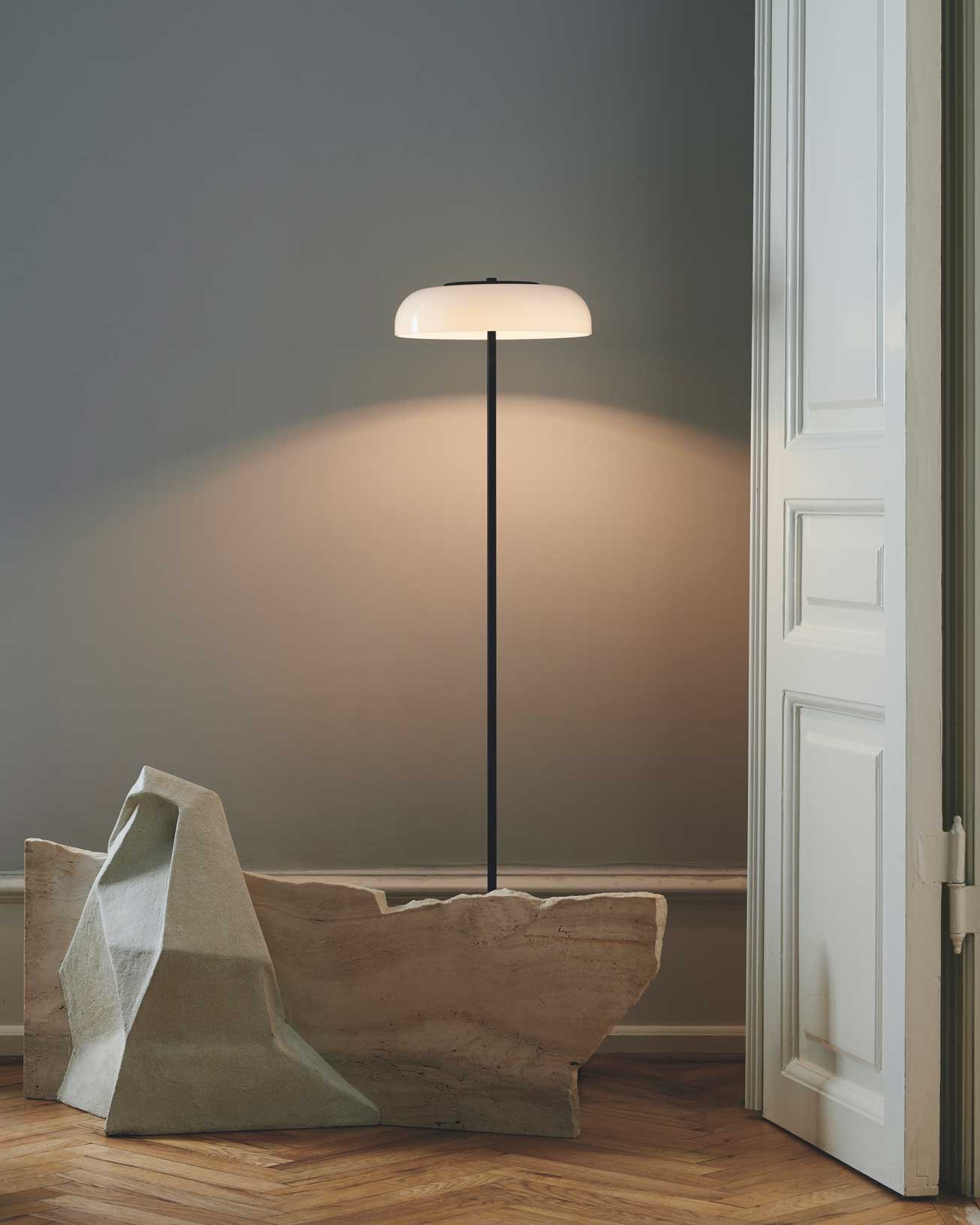 9146894 NUURA BLOSSI GULVLAMPE Ø29CM SORT OPAL 2