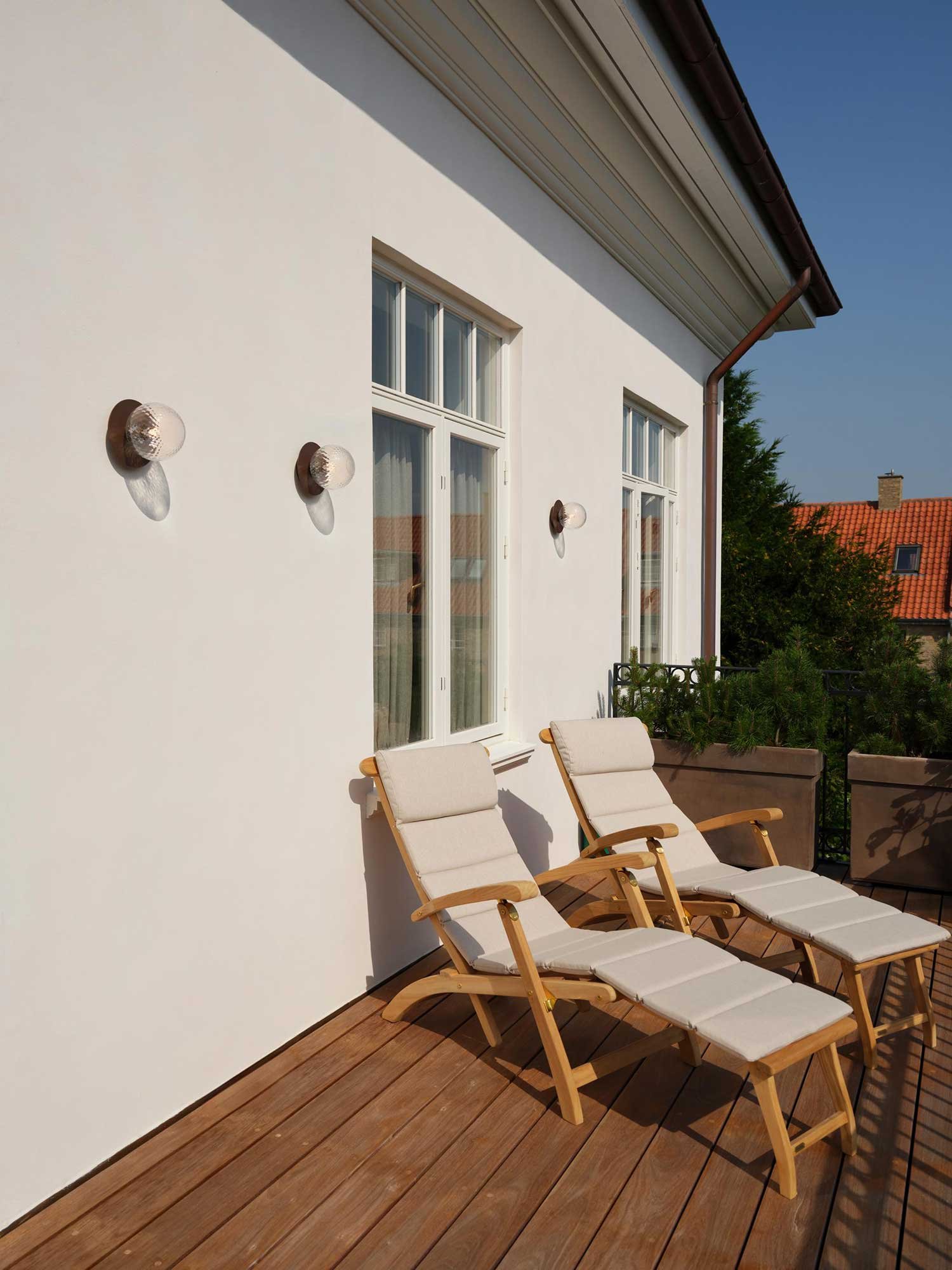 9146944 NUURA LIILA 1 OUTDOOR VÆG LOFTLAMPE DARK BRONZE OPTIC CLEAR 5