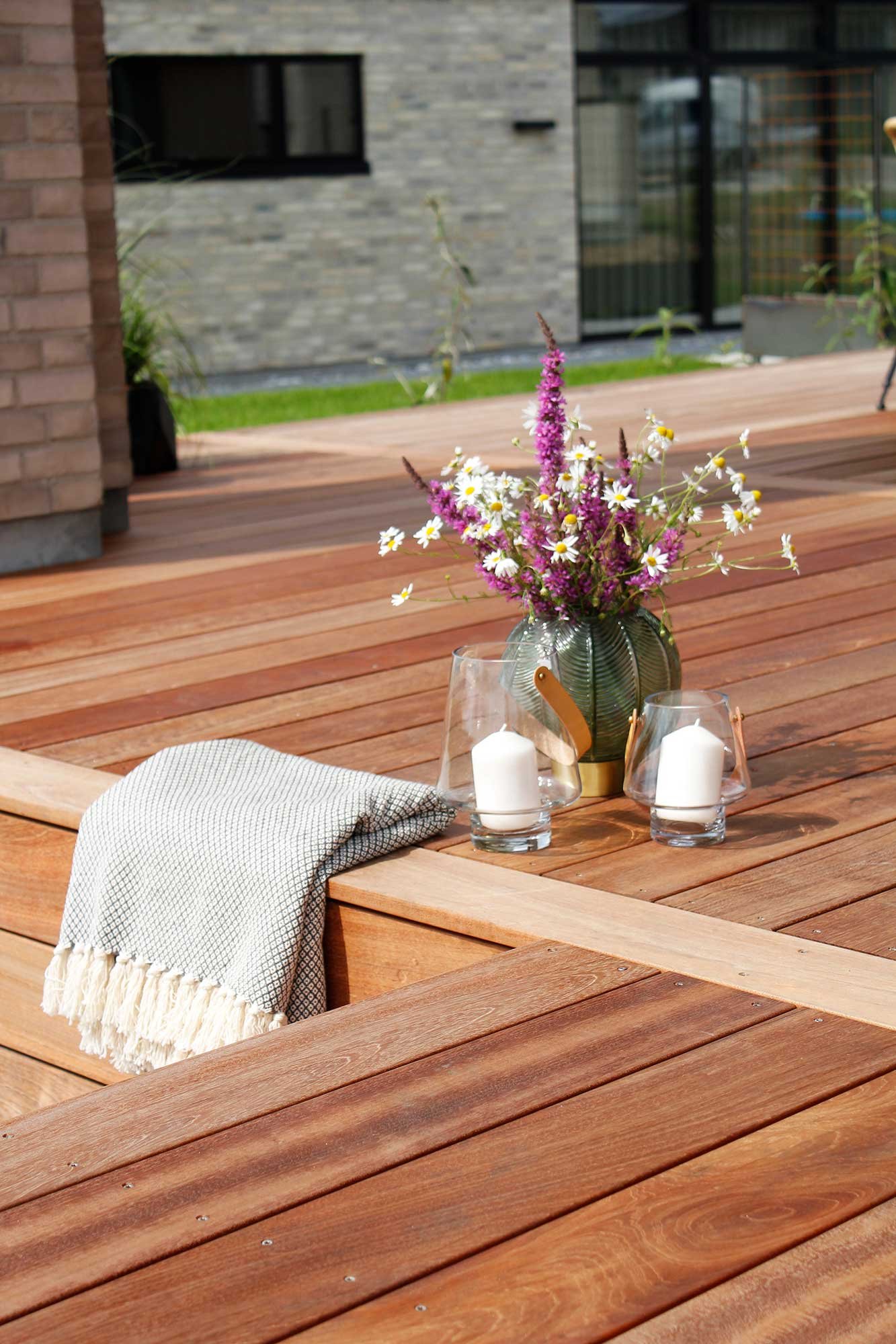 2001321145 0605 JATOBA TERRASSEBR 2