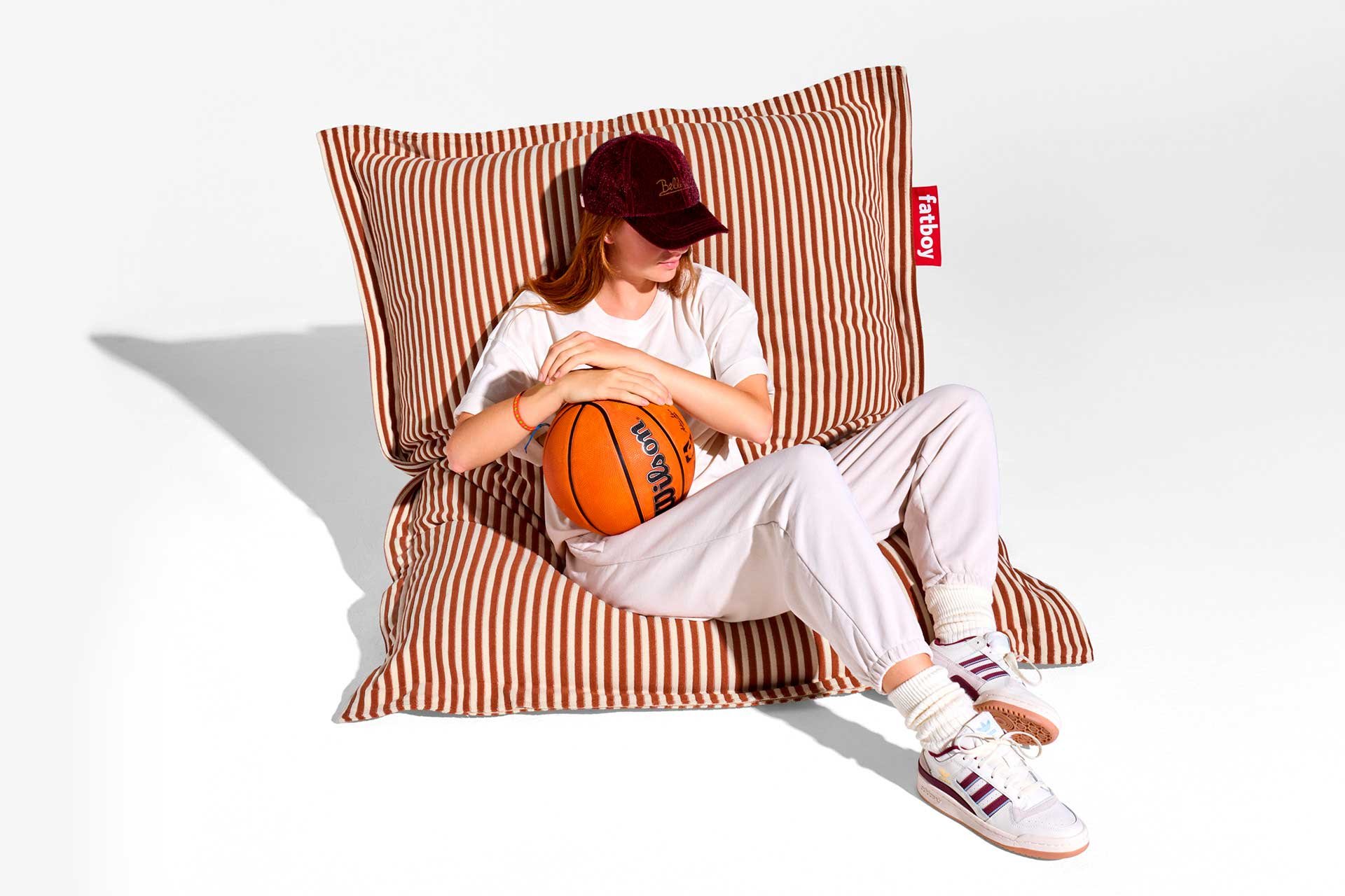9147313 FATBOY ORIGINAL SLIM TERRY SÆKKESTOL COGNAC CREME INDOOR 4