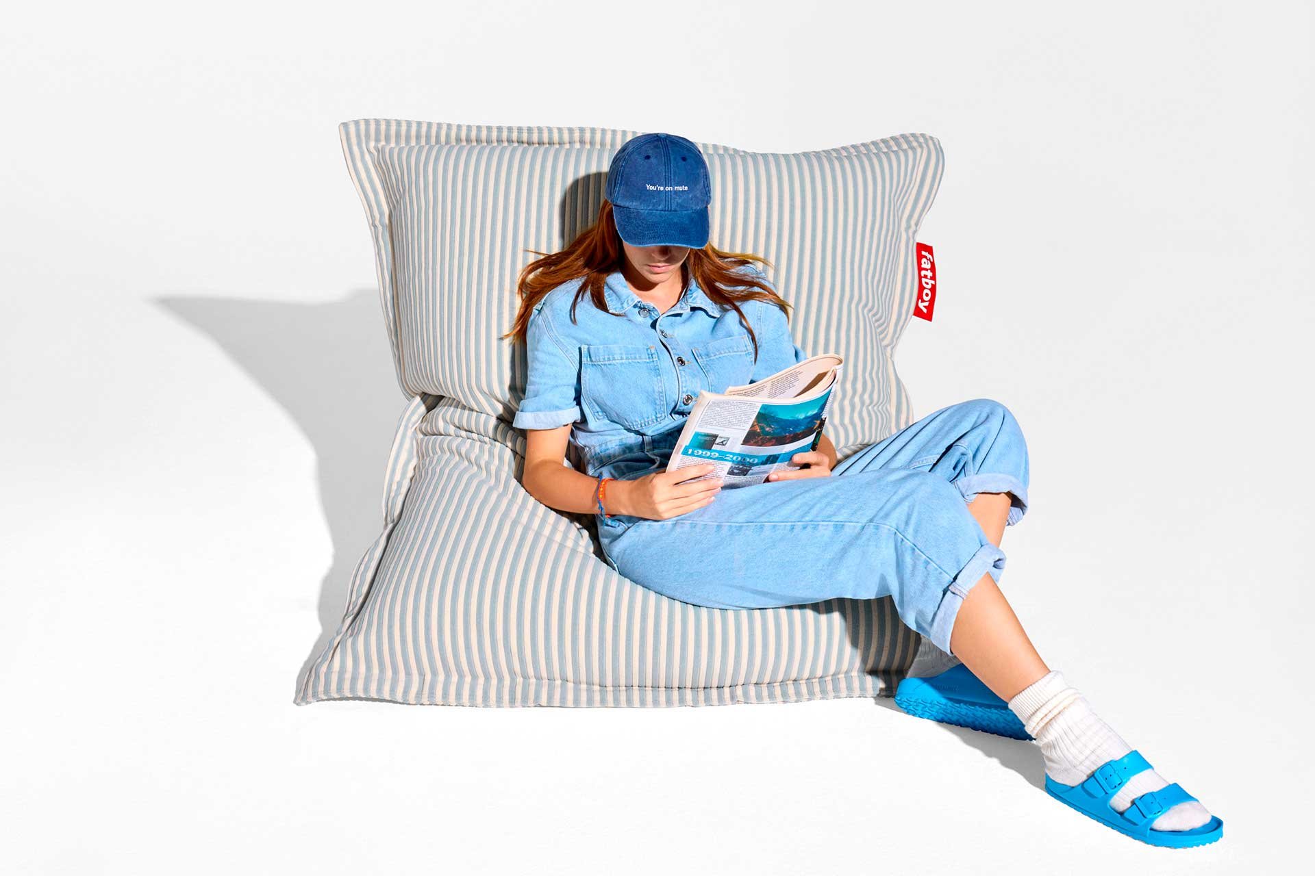 9147315 FATBOY ORIGINAL SLIM TERRY SÆKKESTOL BLIZZARD BLUE CREME INDOOR 4