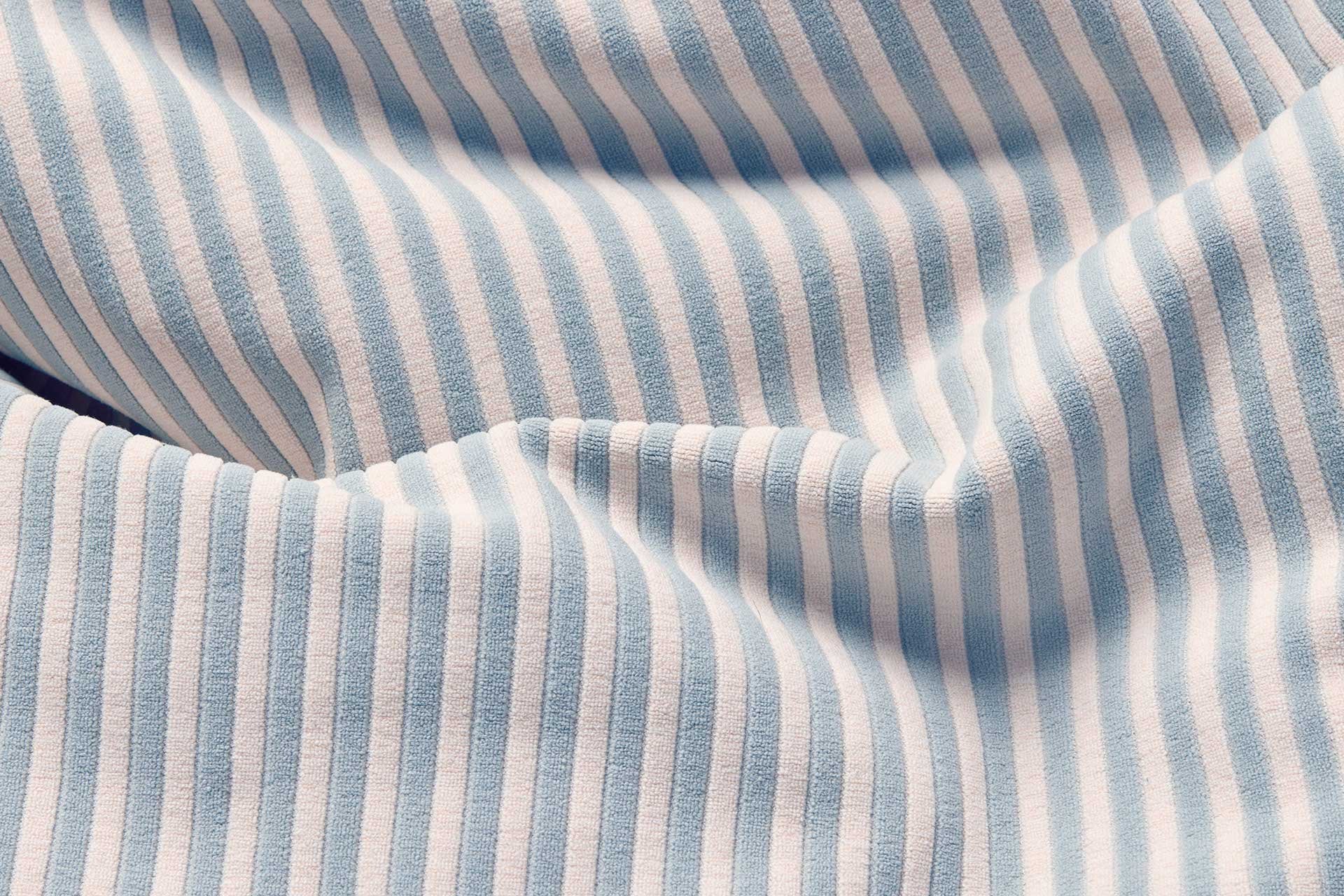 9147316 FATBOY POINT TERRY PUF BLIZZARD BLUE CREME INDOOR 2