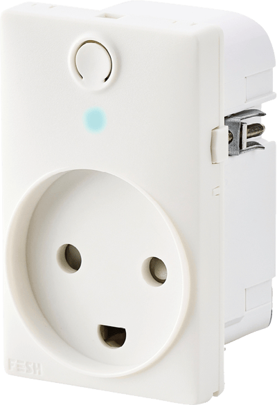 FESH SWITCH STIKKONTAKT HVID CURVELINE SMART 1,5 MED JORD 33X45X70MM