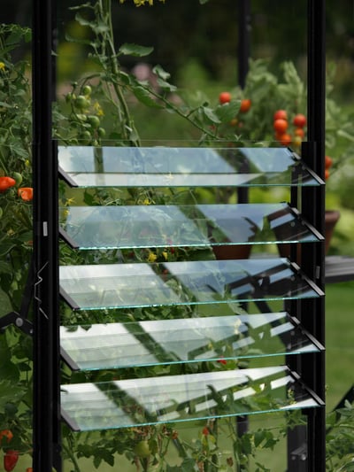 VITAVIA JALOUSIVINDUE SORT 